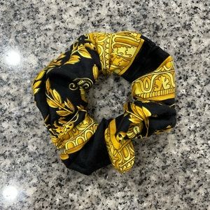 Versace I heart borocco scrunchie